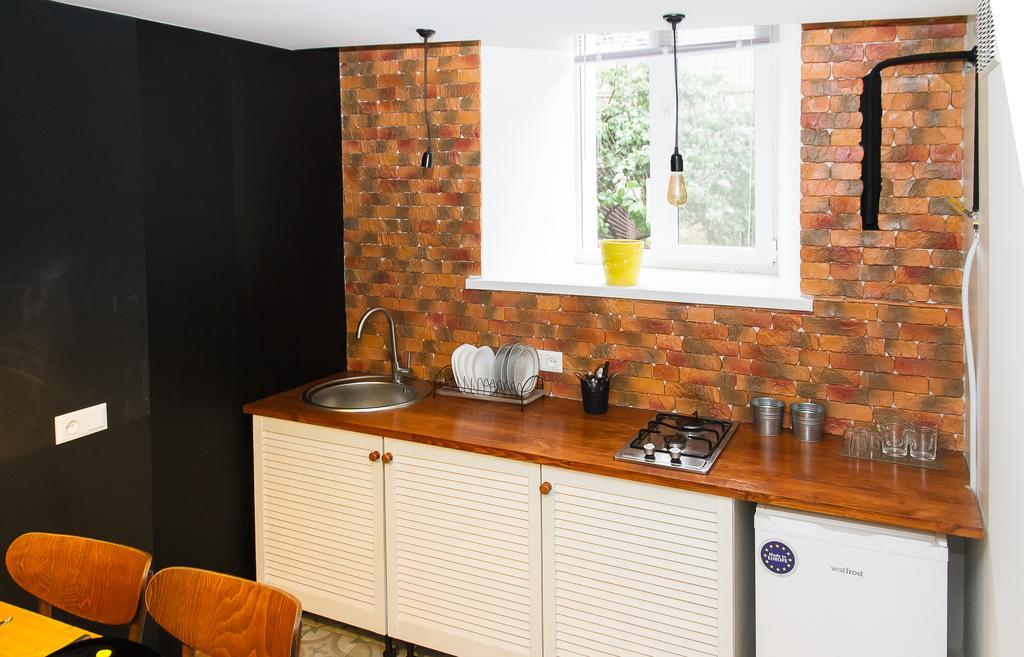 Apartment In The Center Of Odessa エクステリア 写真