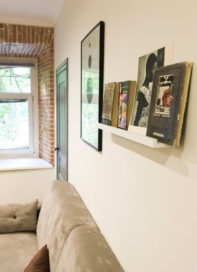 Apartment In The Center Of Odessa エクステリア 写真